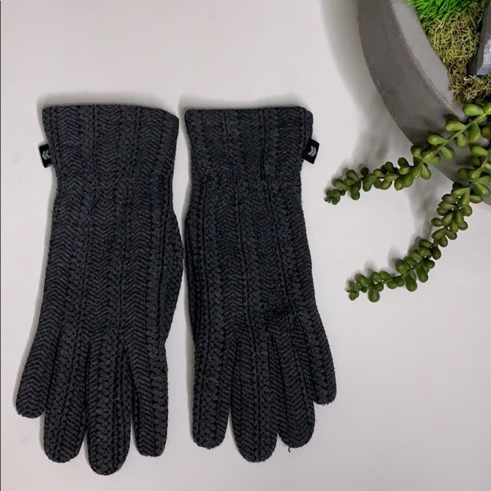 Charcoal Grey Sweater Knit Women’s S/M gloves women’s winter accessory